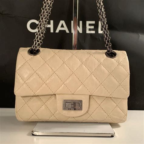 chanel 2 55 misure|Chanel quilted reissue shoulder bag.